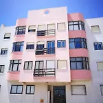 Apartment Peniche's Blue&yellow Peniche