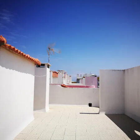 Apartment Peniche's Blue & Yellow *