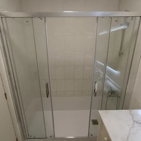 Peniche's Blue & Yellow * Peniche