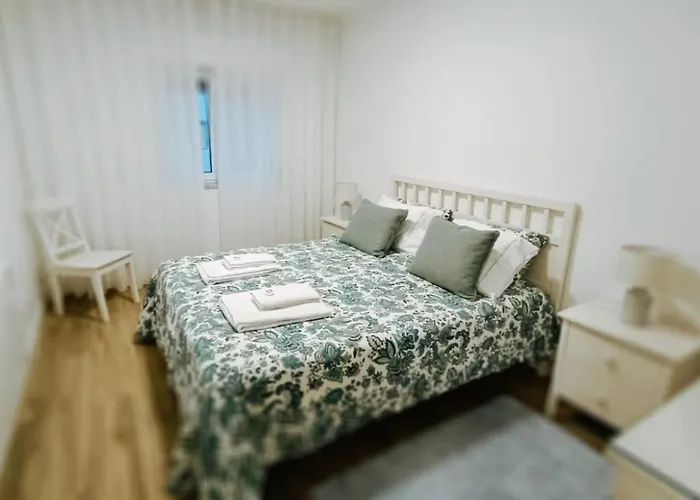 Apartment Peniche's Blue & Yellow Peniche